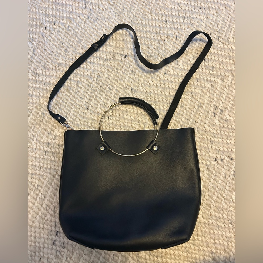 Elegant Black Leather Bucket Handbag